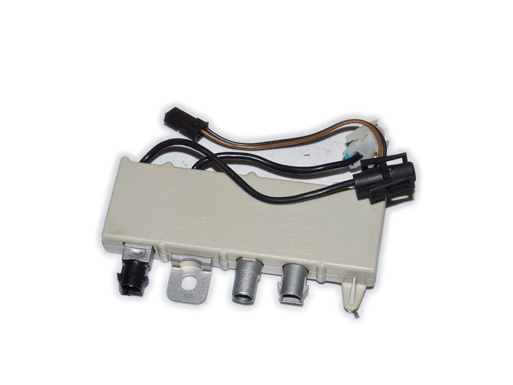 Усилитель антены BMW 5' E39 Седан