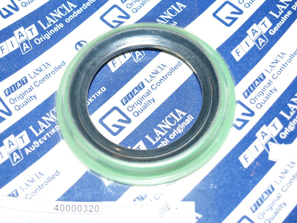 Уплотняющее кольцо, коленчатый вал