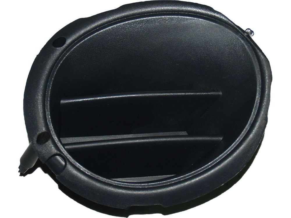 Заглушка переднього бампера, права