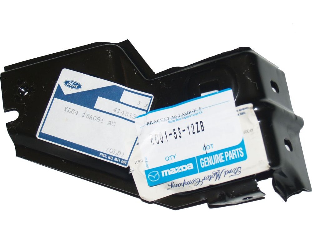 Кронштейн переднього бампера FORD Maverick MAZDA Tribute