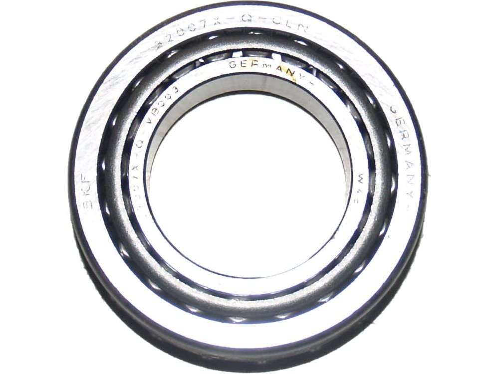 Підшипник передньої ступиці