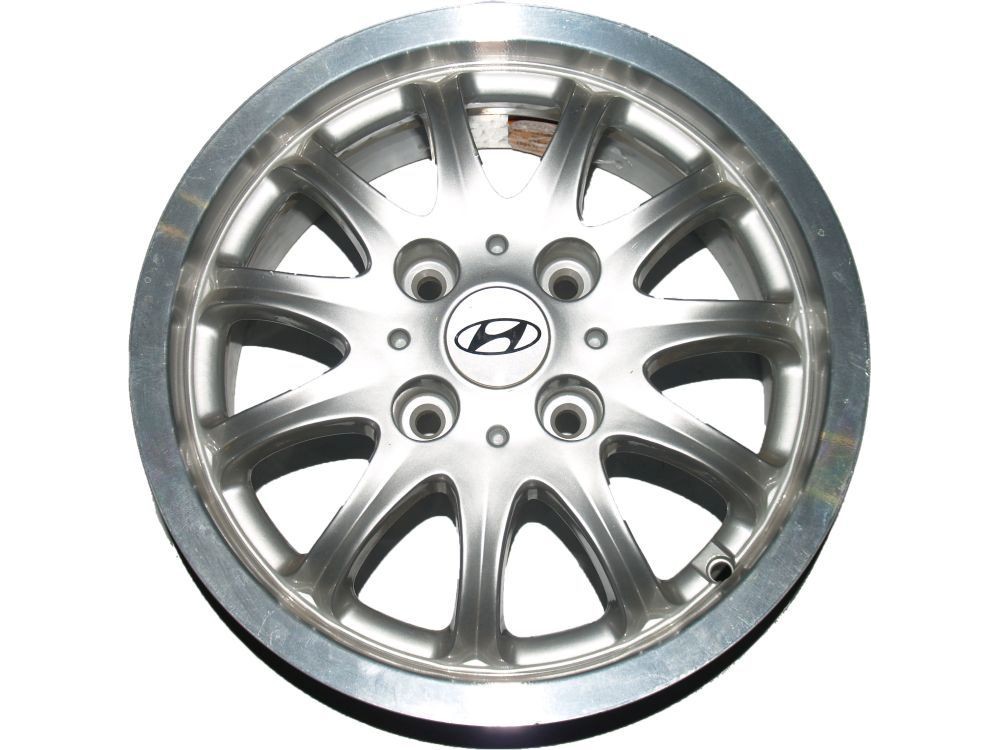Легкосплавний диск HYUNDAI Elantra R15 6Jx15H2 (незначні подряпини)