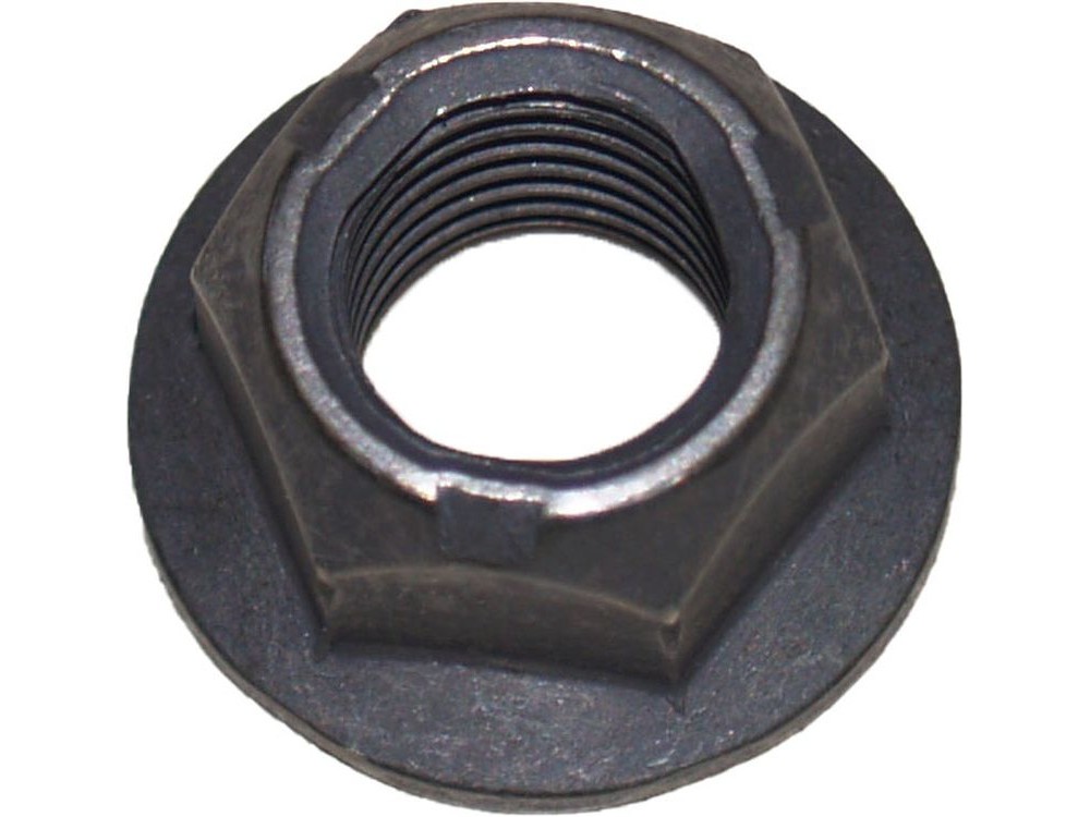 Гайка, выпускной коллектор