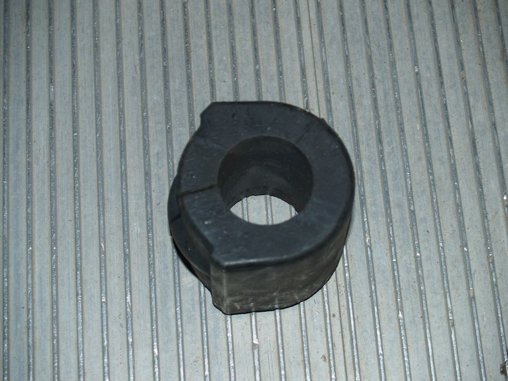 Опора, втулка стабилизатора Mercedes LK / LN2