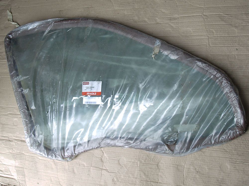 Стекло передней правой дверки Rover 400, 45, MG ZS, тонировка зеленая