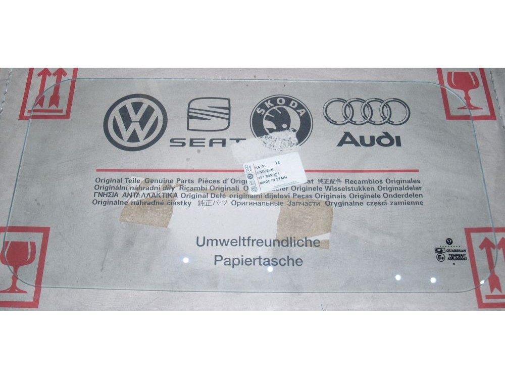 Скло люка 485X234 мм Transporter T3, T4